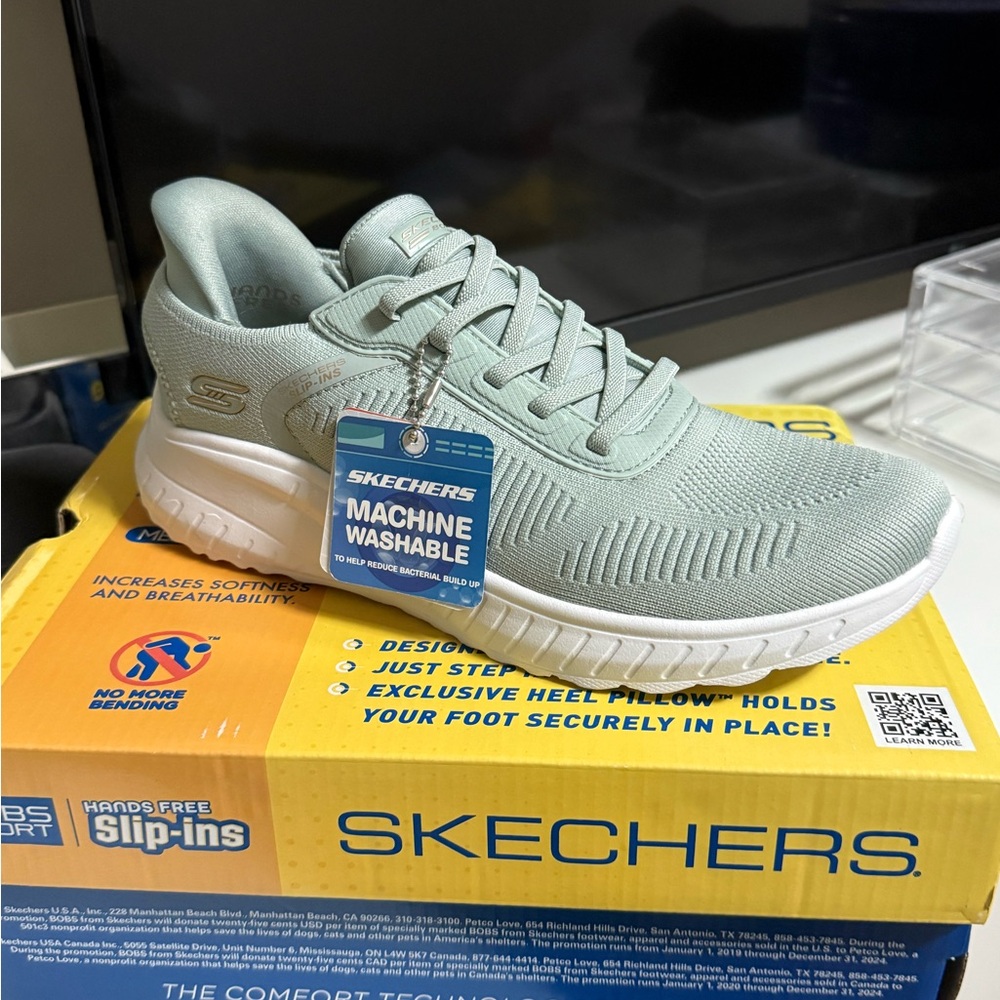 Skechers Mint Green Slip-Ins